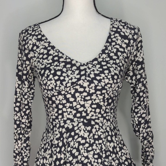 Abercrombie & Fitch Black & White Abstract Patterns Cutout Back Dress| SMALL - Picture 3 of 12